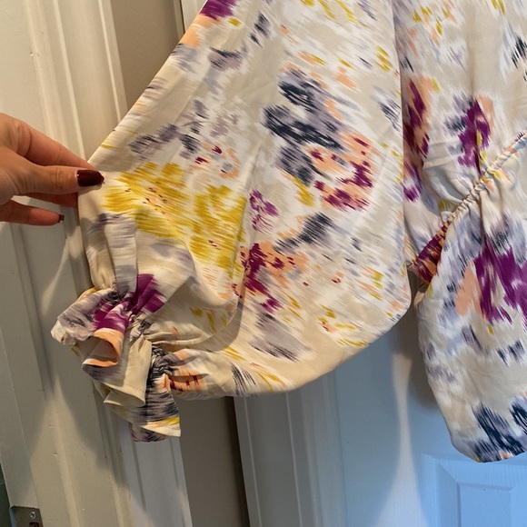 Beautiful, medium, Entro top - Picture 3 of 6